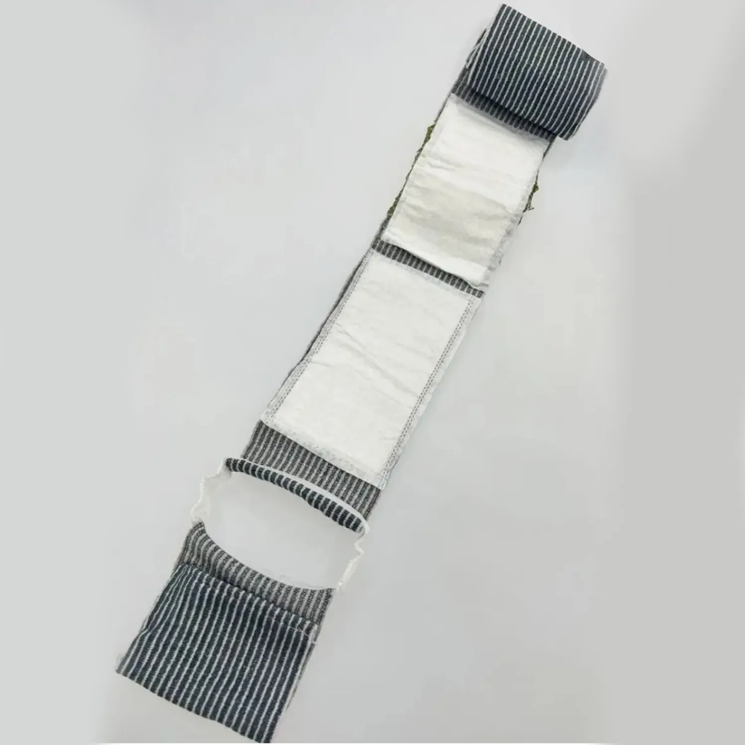 00-00010677 3