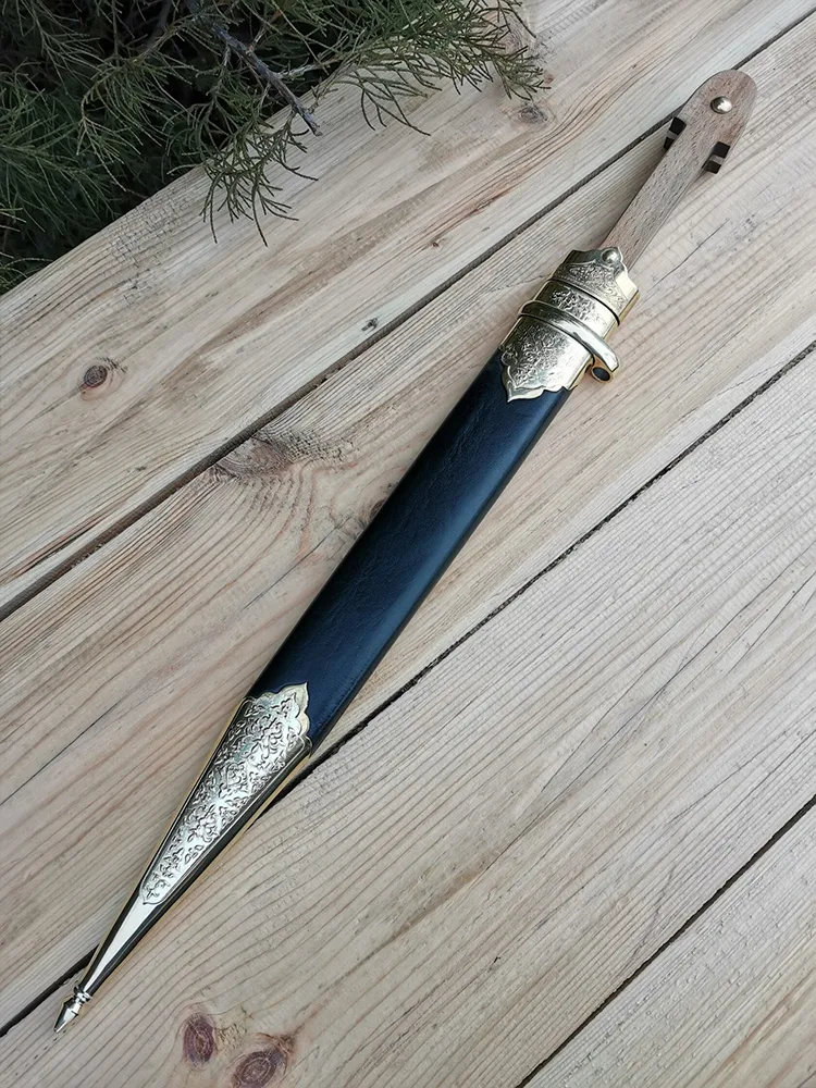 Кинжал (Седов) Кама (Латунь, Дерево, Кожа, Худ. травление)_4