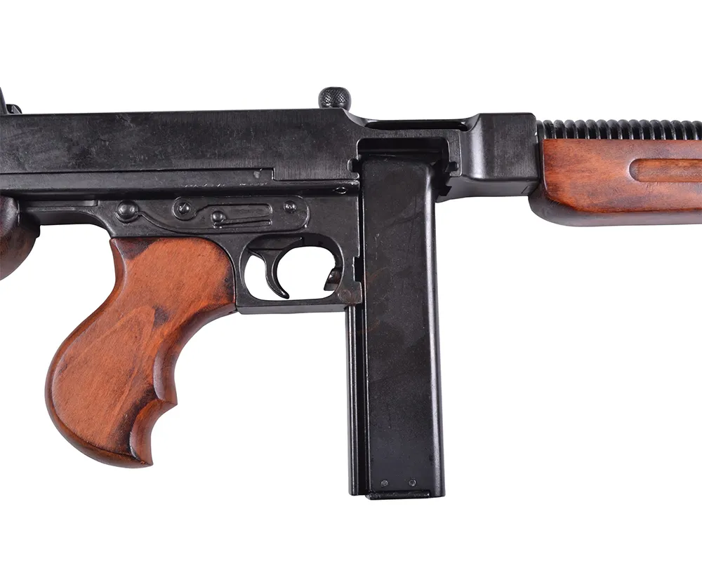 Макет массогабаритный (Denix) автомата ТОМПСОНА М1 A1 (США 1928 г., D71093)_4