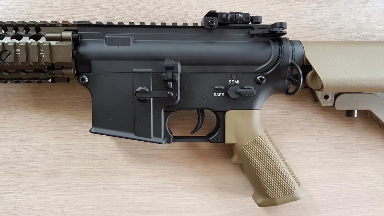 Автомат (East Crane) M4 CQBR SOPMOD block II (EC-603-9 WB, ЧерныйКойот)_2