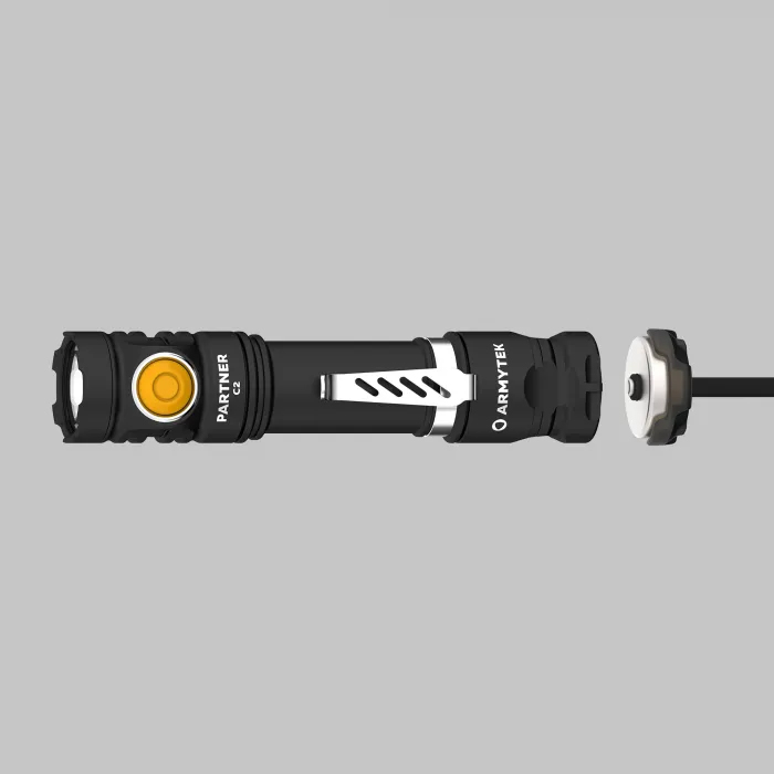 Фонарь (Armytek) Partner C2 Magnet (1100 люмен, Холодный свет, USB, Черный)_3