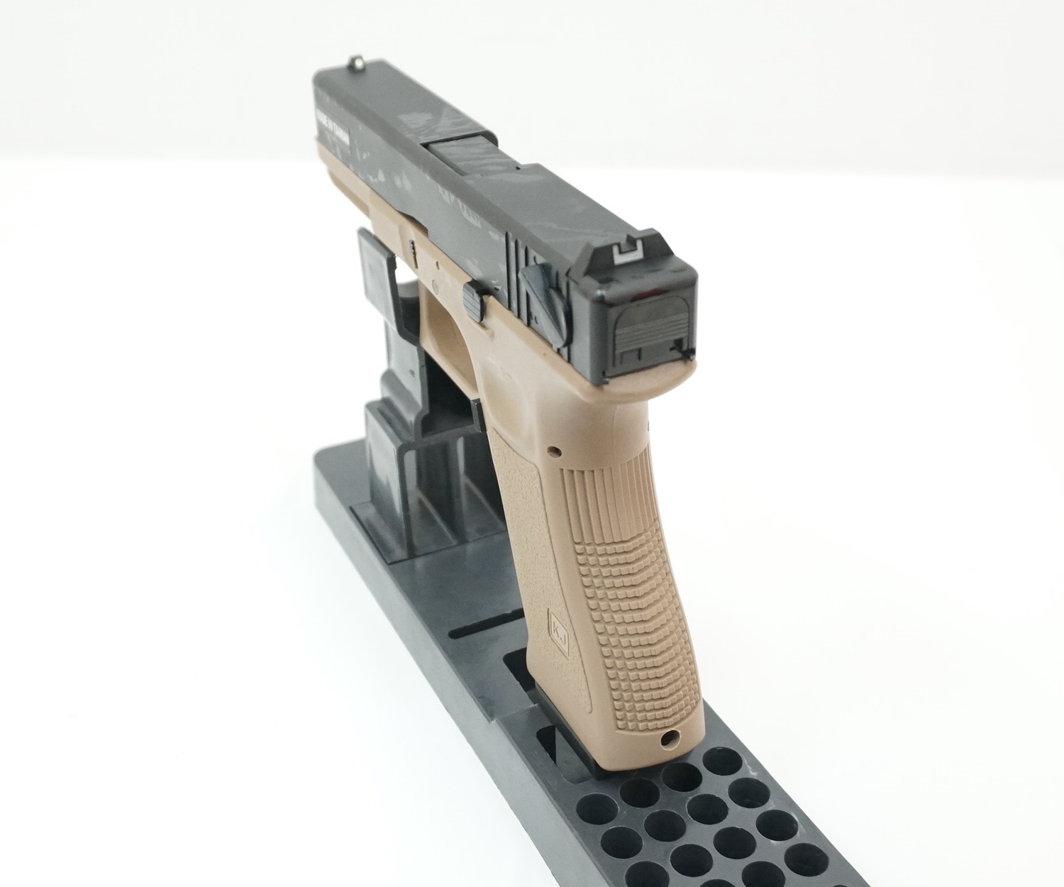 KP-18.GAS TAN 6