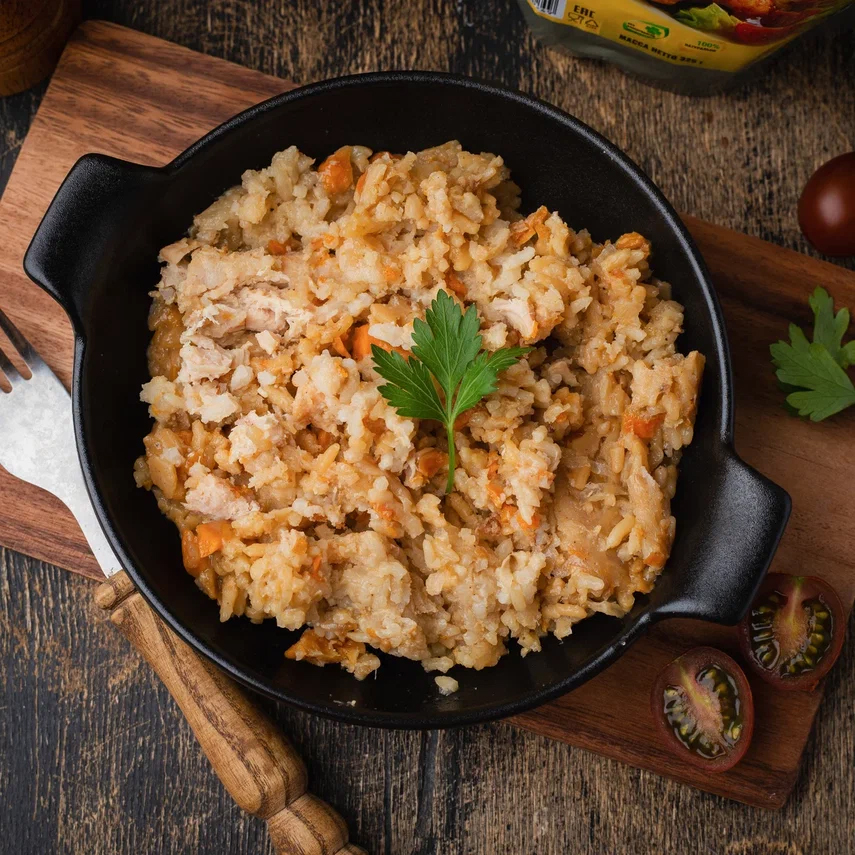 Консервы (Кронидов) Цыпленок с рисом и овощным соусом (325г.)_2